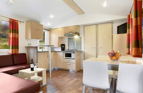 Saarburg House | 4-person mobile home in the holiday park Landal Warsberg
