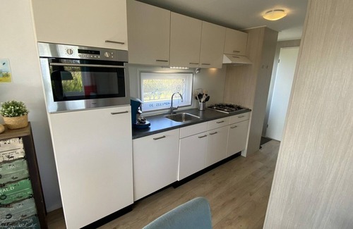 Serooskerke House | 4 person chalet on family park in Serooskerke