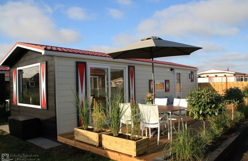 Serooskerke House | 4 person chalet on family park in Veere