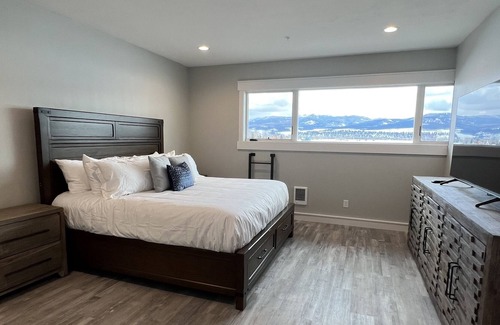 Swan Valley House | 4 Person Townhome in Swan Valley