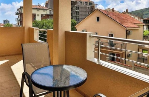 Lazi Hotel | 4. Proleterske