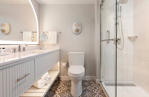 Singer Island Hotel | 4 Relaxing Rooms! Minutes from the Beach, Pool Access, Pet-friendly Property!