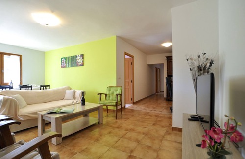 Menton Villa | 4 room apartment on the ground floor of villa for 6-8 people with all mod cons