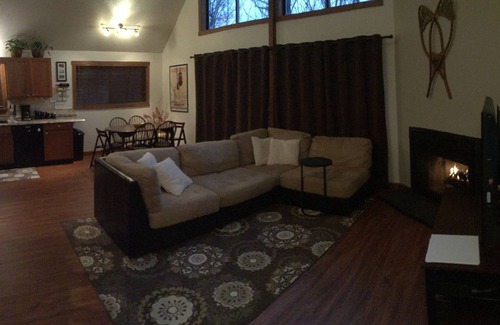 Basye Ski Chalet | 4 Seasons Chalet Awaits You at Bryce Resort