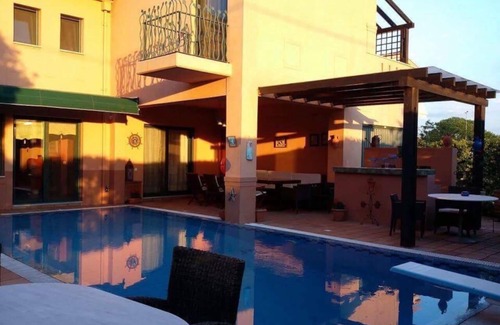 Trikala Villa | 4-seasons pool villa-near METEORA