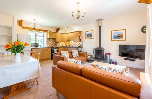 Boscastle House | 4* self catering, farm stay cottage. Sleeps 4