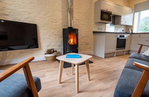 Boscastle House | 4* self catering, farm stay cottage. Sleeps 4