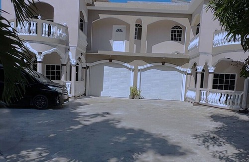 Montego Bay House | 4-Single bedrooms in Montego Bay With Marvelous Sunset and Ocean view.