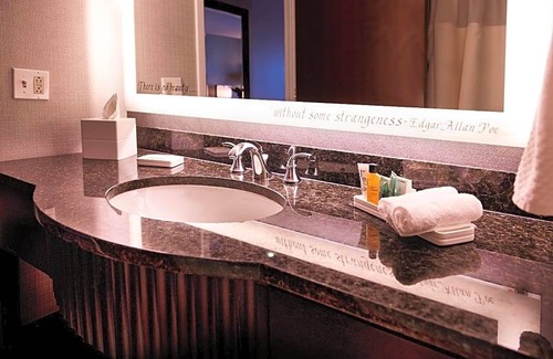 Downtown West Hotel | 4-Star Hotel ∙ Hilton Baltimore Inner Harbor