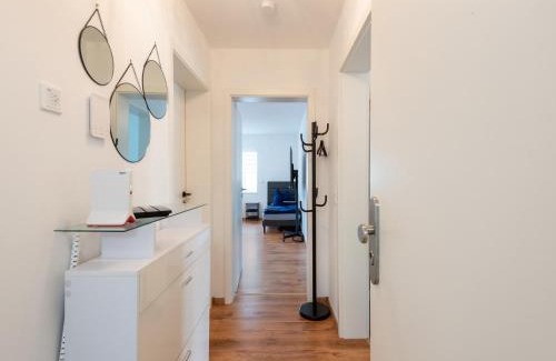 Haunsheim Apartment | 4-Sterne Ferienwohnung Maria Legoland 70m2 & 3-Sterne Monteurzimmer 80m2 - 2-12 Gäste