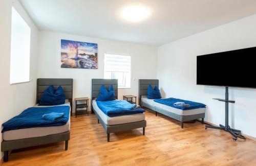 Haunsheim Apartment | 4-Sterne Ferienwohnung Maria Legoland 70m2 & 3-Sterne Monteurzimmer 80m2 - 2-12 Gäste