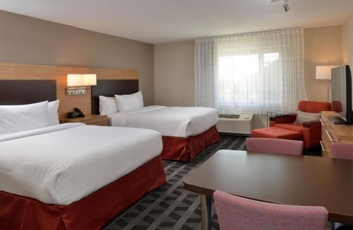 Morrisville Hotel | 4 Studio Units with Kitchen Near Umstead State Park & PNC Arena - Pet Friendly