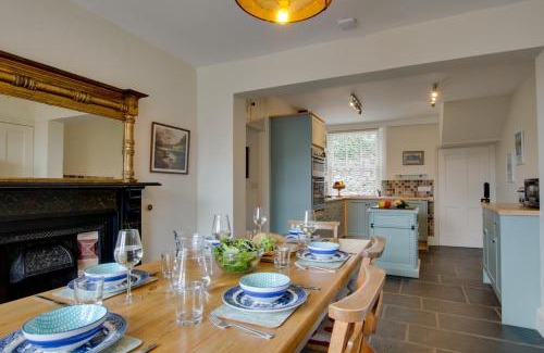 Ambleside House | 4 Swiss Villas