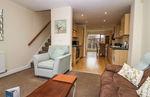 Tewitfield Cottage | 4 Teal House