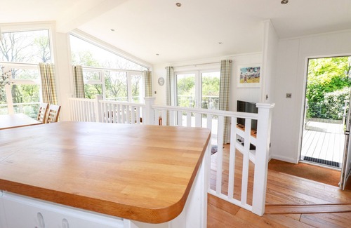 Looe Cottage | 4 TREE TOPS, country holiday cottage, with hot tub in Lanreath