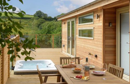 Looe House | 4 Valley View