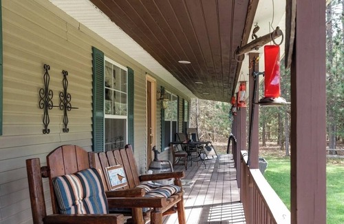 Reed City House | 40 acres of trails w/3-bedroom 2 bath house Ashton area family friendly spacious