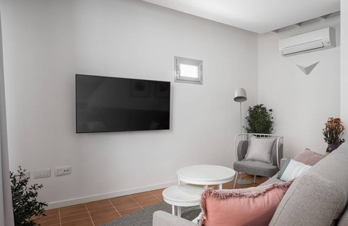 Doctor Barraquer-Grupo Renfe-Policlinico Apartment | 40 m² Apartment ∙ 1 bedroom ∙ 4 guests