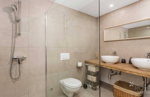 Vrh Apartment | 40 m² Apartment ∙ 1 bedroom ∙ 3 guests