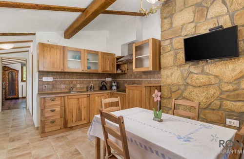 Vrh Apartment | 40 m² Apartment ∙ 1 bedroom ∙ 3 guests