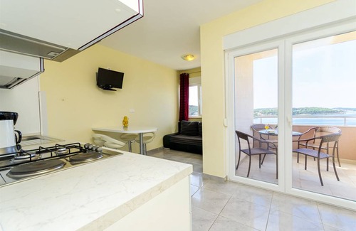 Rogoznica Apartment | 40 m² Apartment ∙ 1 bedroom ∙ 4 guests