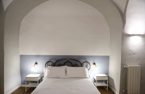 Naples City Centre Apartment | 40 m² Apartment ∙ 1 bedroom ∙ 5 guests