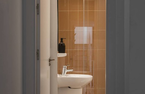 Doctor Barraquer-Grupo Renfe-Policlinico Apartment | 40 m² Apartment ∙ 2 bedrooms ∙ 5 guests