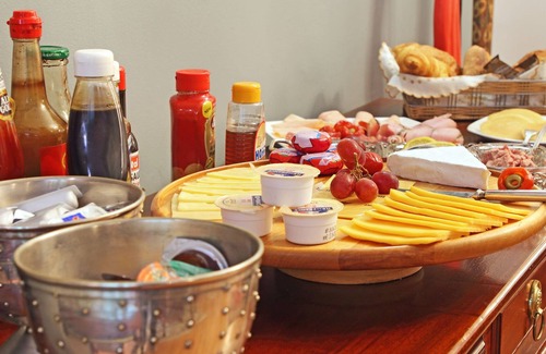 Three Anchor Bay House | 40 Winks Guest House Green Point Cape Town