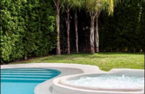 Torremolinos Villa | 400 m² Villa ∙ 4 bedrooms ∙ 8 guests