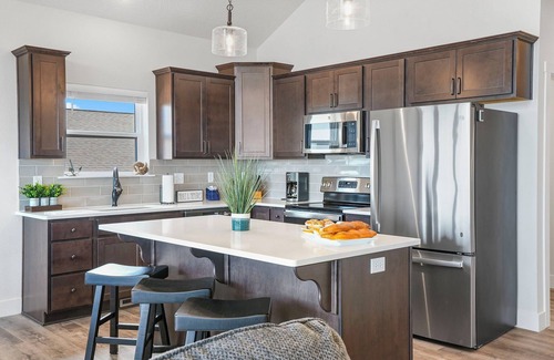 Kimberling City House | $400 of Daily Activities Free, Amazing Lake Views, Big Deck, Patio with New Hot Tub