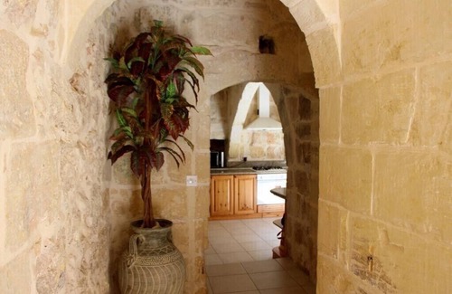 Ggantija Other | 400 year old converted farmhouse with private pool