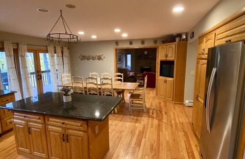 Hunter House | 4000 sq. ft. With EXTRA LARGE BRAND NEW HOT TUB. Directly across from Ski Resort