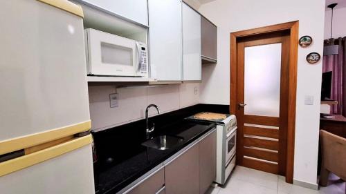 Tramandai Apartment | 400m da Praia II 1,7km Congresso Est Catolica 2025 ll Wi Fi 750 Mpbs ll Churrasqueira ll 2ºAndar Elevador ll Ar Condicionado ll Maquina de Lavar ll Vaga Para Carro ll Guarda Sol l Cadeiras de Praia