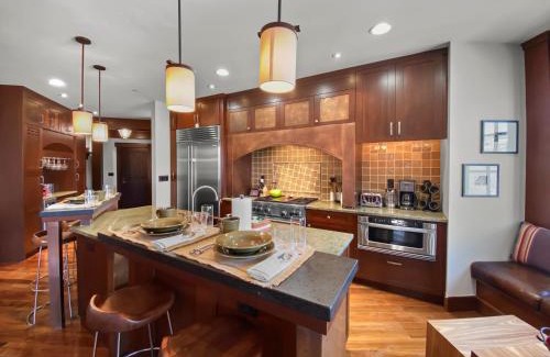 Empire Pass Apartment | 401 Flagstaff Lodge Ski-In Ski-Out Escape! Luxury at Deer Valley Mountains! by SkyRun Park City