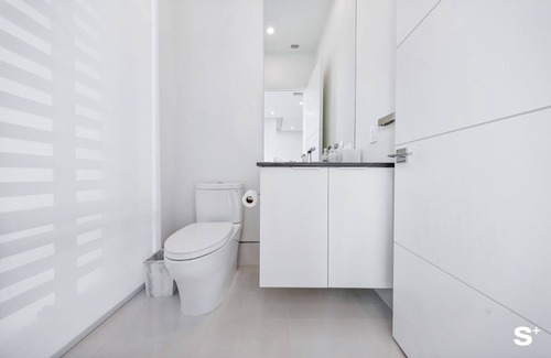 Eastern Shores House | 4016 Townhome