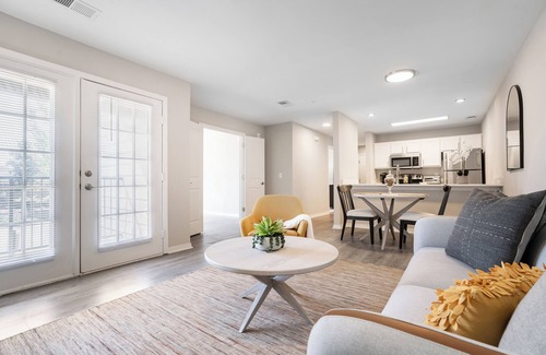 Southwest Raleigh Apartment | 403 West