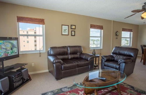 Madeira Beach House | 408 - Sea Breeze