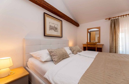 Vrbnik Apartment | 41 m² Apartment ∙ 1 bedroom ∙ 3 guests
