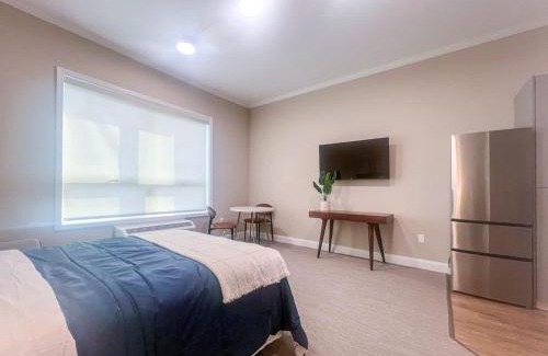Morgan Apartment | 413 Modern Brand New Studio Apartment