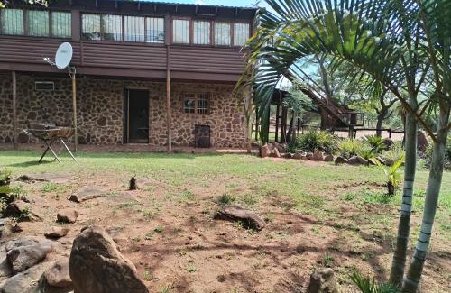 Vaalwater House | 41onLeo