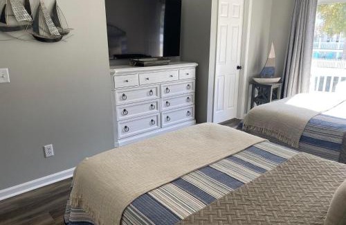 Saint Helena Island House | 42 Davis Love Dr