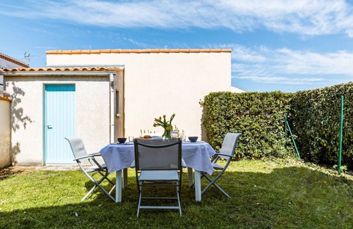Saint-Palais-sur-Mer Resort | 42 m² Resort ∙ 2 bedrooms ∙ 4 guests