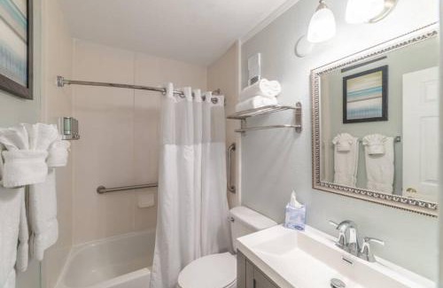 Rocky Point Apartment | 421-Fully renovated, WIFI, Pool, Amazing Views, Near BUCS Stadium