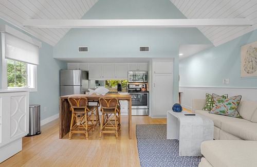 West Beach Condo | 4295 Mariners Watch: Newly Renovated, Beach Gear Credit, 2 Minutes to the Beach