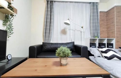 Yotsuya Apartment | 43新宿最中心 新宿御苑前站5分-Shinjuku center 5 mins to Station, Max 3 直达新宿 涉谷 表参道 池袋 上野 代代木 银座 原宿