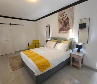 Emalahleni House | 43 Home apartment