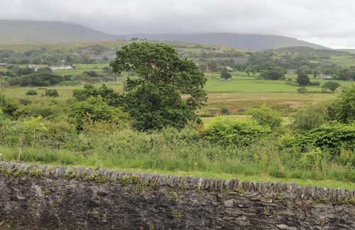 Llanllyfni House | 43 Hyfrydle Road