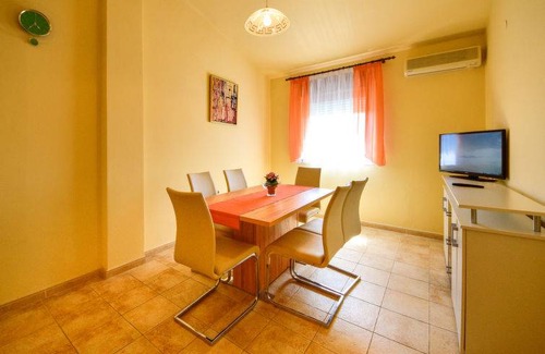 Rab Apartment | 43 m² Apartment ∙ 2 bedrooms ∙ 4 guests