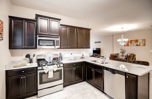 Sunridge Woods House | 4329AC: Experience Orlando In This Luxury 5 Bed 5 Bath W/Pool&Spa, Game Room