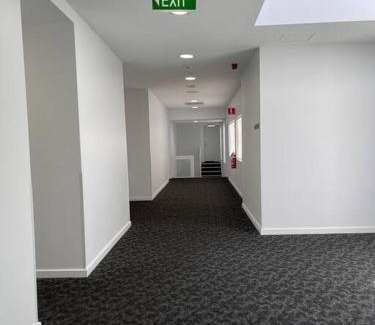 Adelaide Central Business District Apartment | 435/247 gouger st. ex hotel room in the city